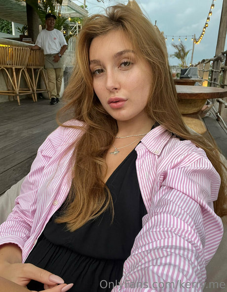 kerry me exclusive star pics