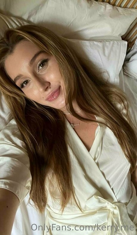 kerry me high quality star photos