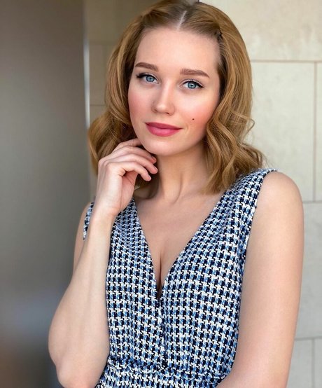 Kristina Asmus star free pics