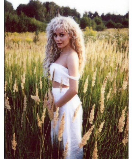 Kristina Asmus model art gallery