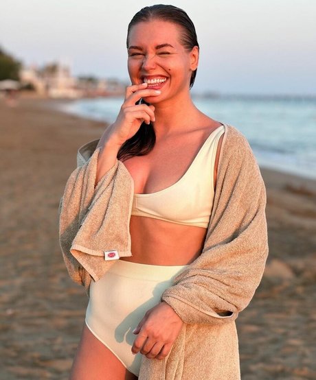 Kristina Asmus xxx star pic