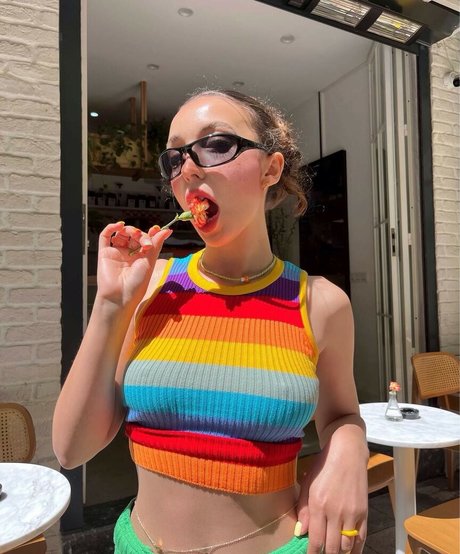 Meltem Koc star nudes images