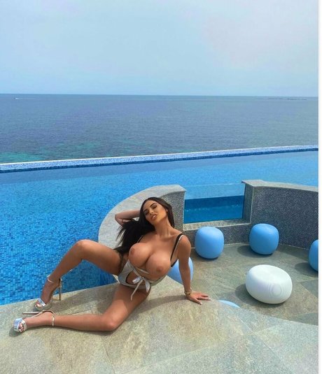 Paris Milan xxx star images