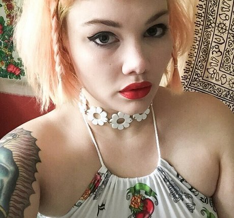 isabel hendrix Profile pic