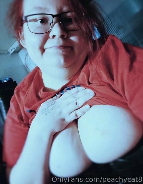 peachycat8 star hot img