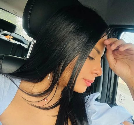 Luisa Espinoza pretty star archive