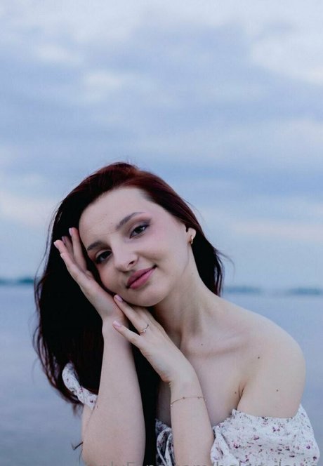 Helen Davis free pornstar photos