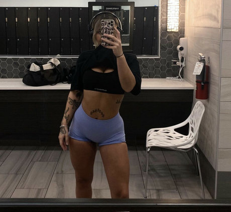 _maermaer pornstar nude pic