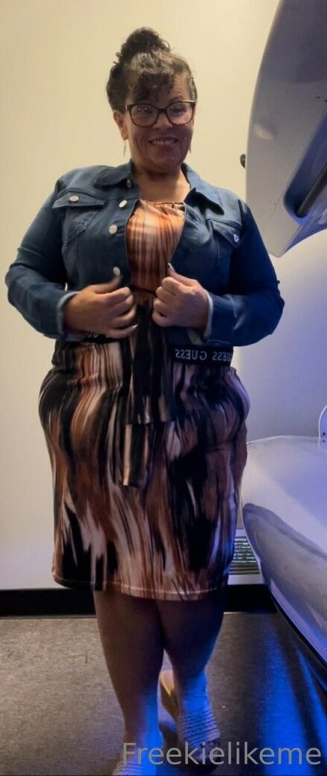 Freekielikeme pornstar top picture