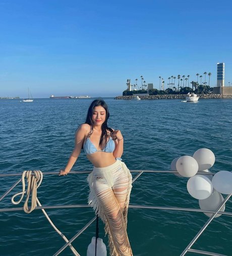 Purple5boo hot model images