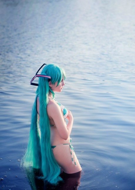 Saya Scarlet model porn picture