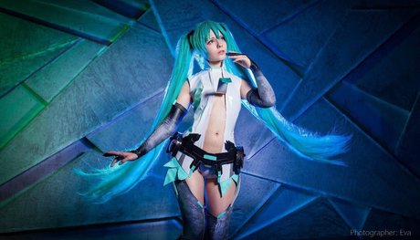 Saya Scarlet xxx pornstar picture