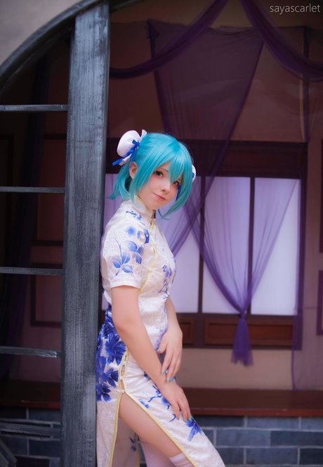 Saya Scarlet Quick model image