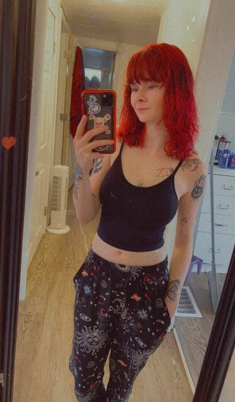 Toxicsunflowers nude pornstar images