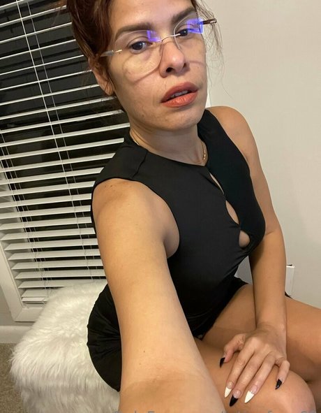 tattooed shemale onlyfans top images