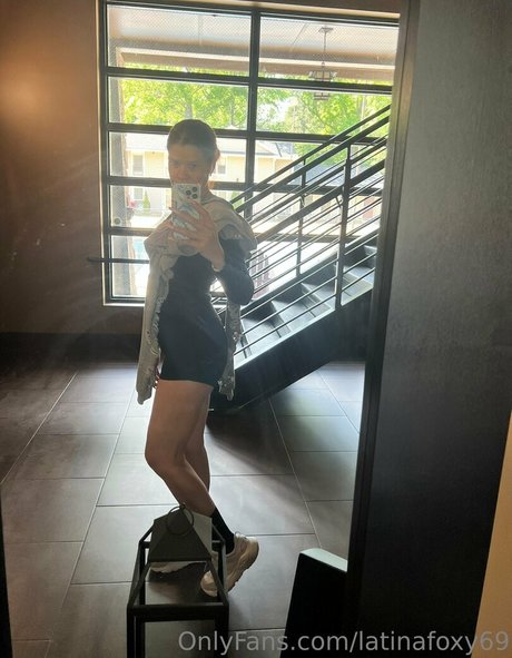 latinafoxy69 Profile pic