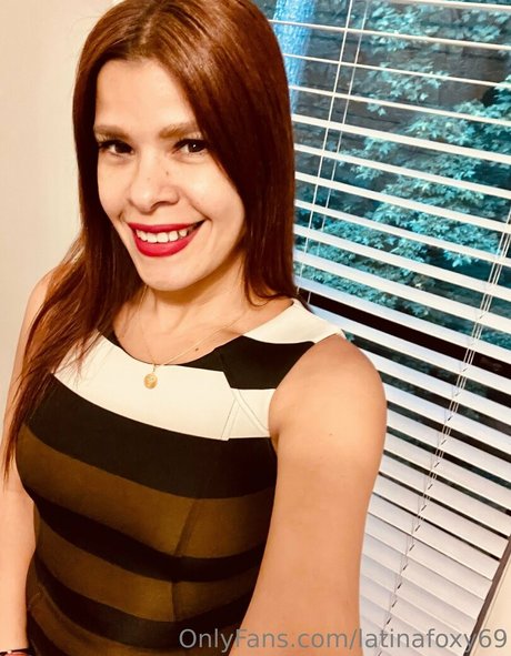 latinafoxy69 model hd gallery