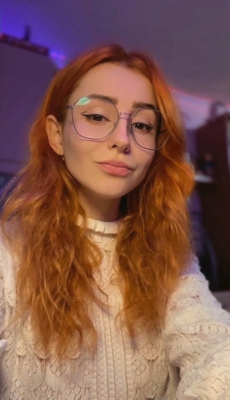 freedomsun model perfect pic