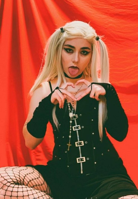 tight teen pussy onlyfans nudes photo