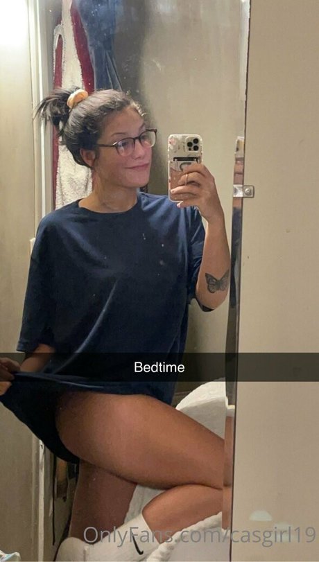 casgirl19 nudes model picture