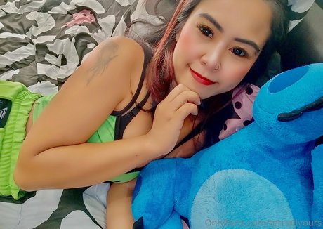 terriallyours art actress gallery