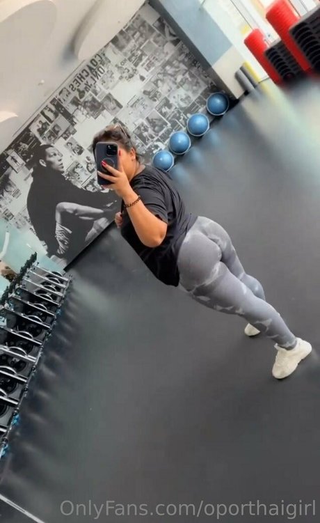 oporthaigirl nice model gallery