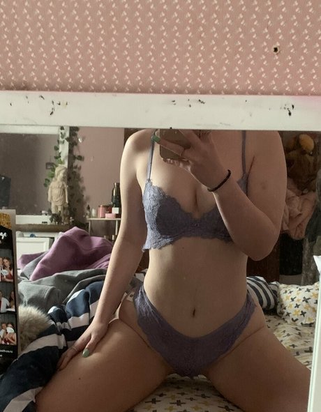 unknown blondiexo pornstar pretty images