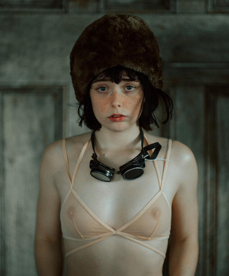 thestrawberrybutcher Quick model image