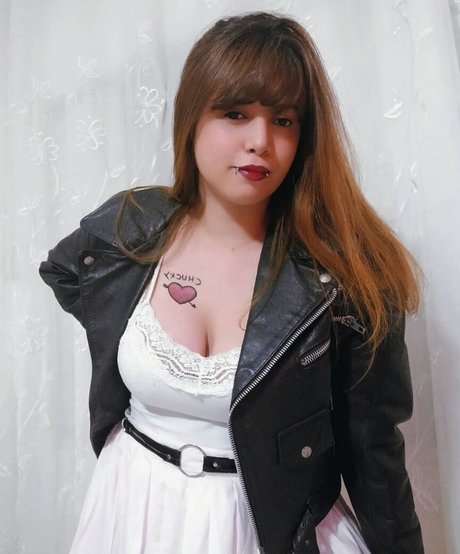 Lais Lisboa pretty star images