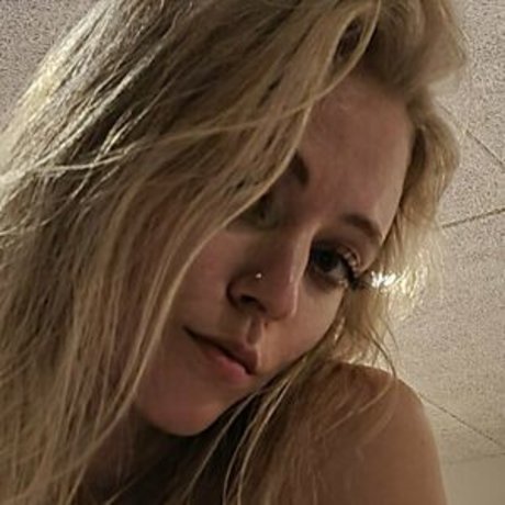 Itsyourkatrine star erotic photo