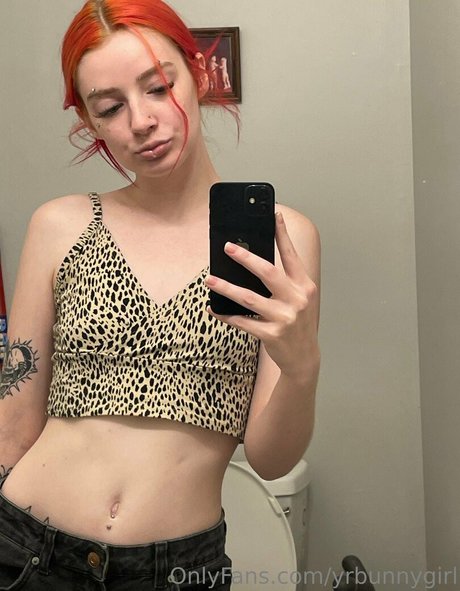 yrbunnygirl star free picture