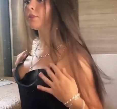 Thais Silva pornstar free photos