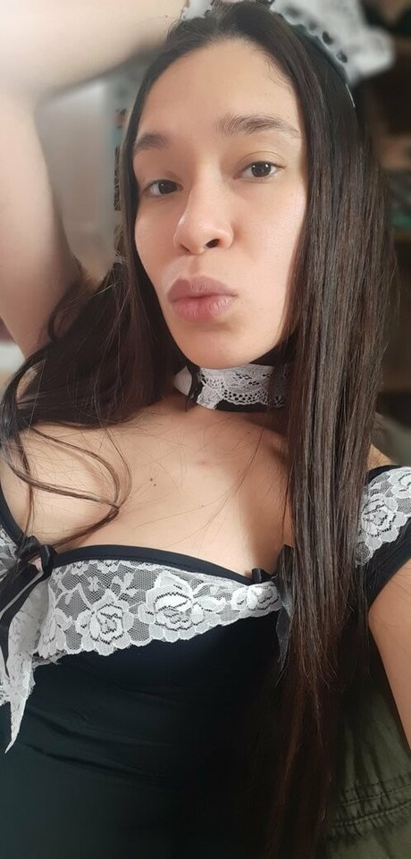 holy olla nude actress pictures