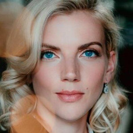 Kara Killmer model free image