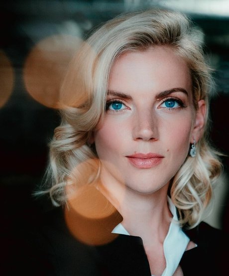 Kara Killmer pretty model archive