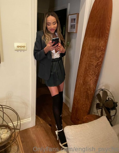 english psycho erotic model gallery