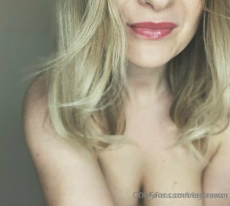 bestcreator nudes model archive