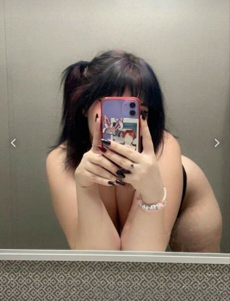 okay kylie star sexy galleries