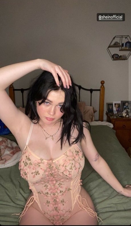 Emily Maye Russ pornstar sexy picture