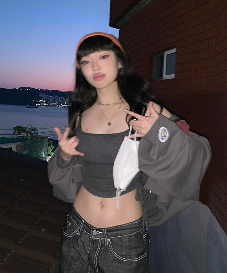 Yujin sexy pornstar galleries