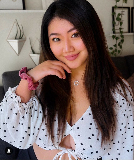 Cestvrai pornographic model photo