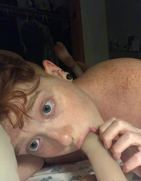 sluttubus star hot galleries