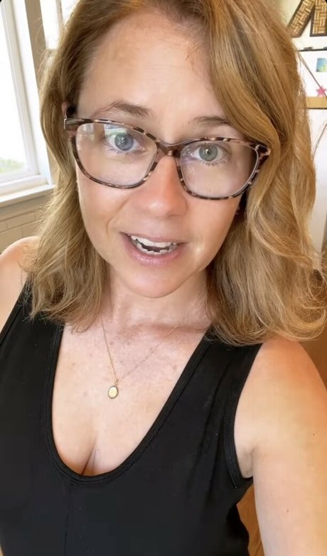 Jenna Fischer pretty model pictures