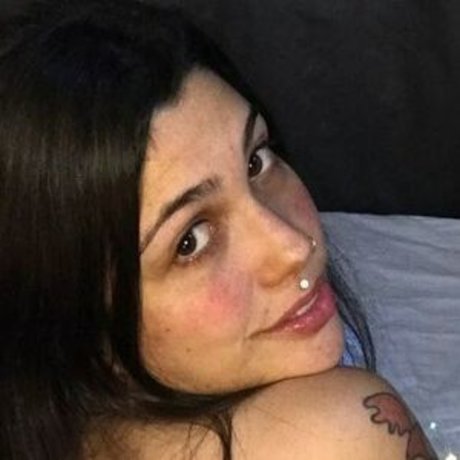 Arianigena naked star archive