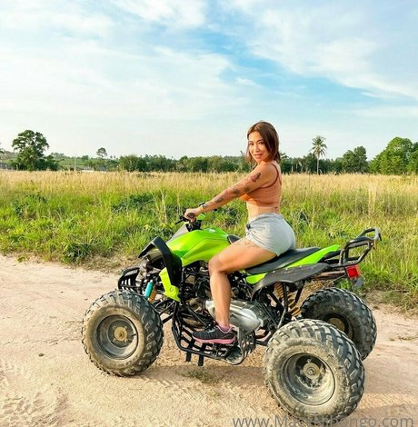 beauty teen onlyfans sexy nudes gallery