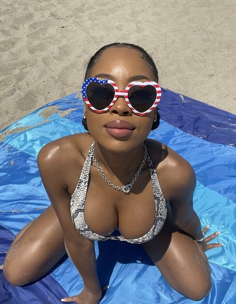 ninadoesitall star porn pics