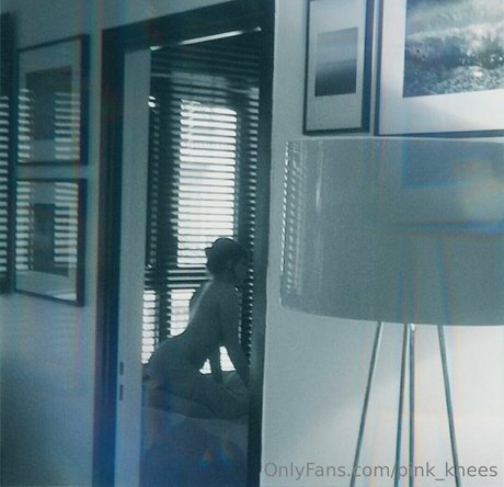 pink knees star free pictures