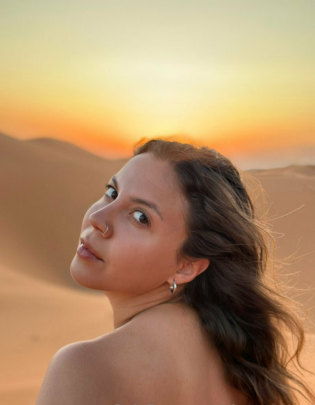 alonesuarez erotic star images