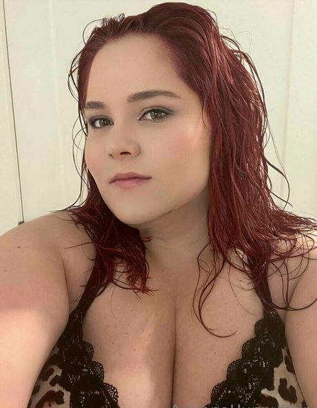 adrianahunnydrip nudes star images