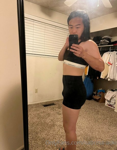 sabrina aoki naked model pics